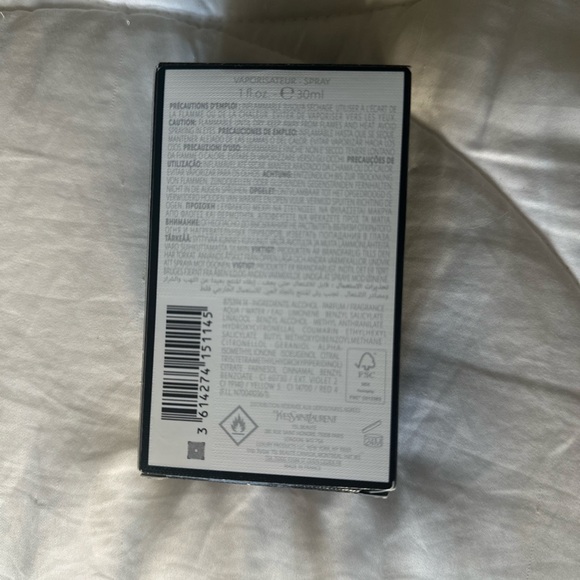 Yves Saint Laurent Libre Flowers & Flames Eau de Parfum - White & Gold Box - Picture 2 of 6